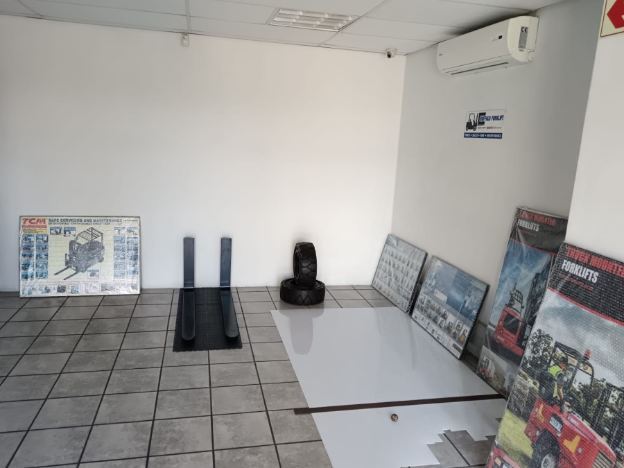 Commercial Property for Sale in Woodbrook Eastern Cape